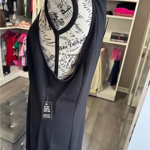 Mini black cocktail dress - Picture 4 of 5